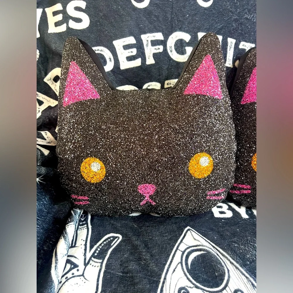 NWT VIRAL Sparkles Home Halloween Glittery Black Sequin Cat Pillow Set Sparkly